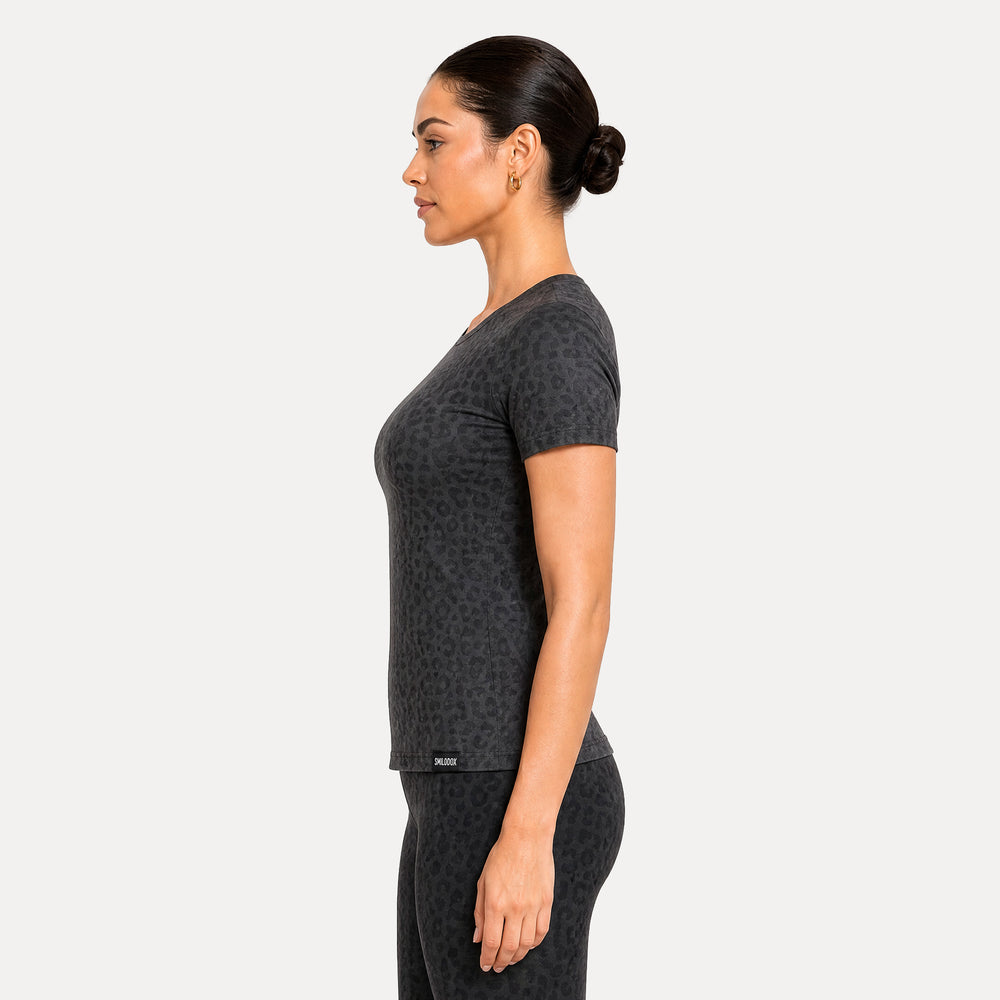 LEO T-Shirt Velvara
