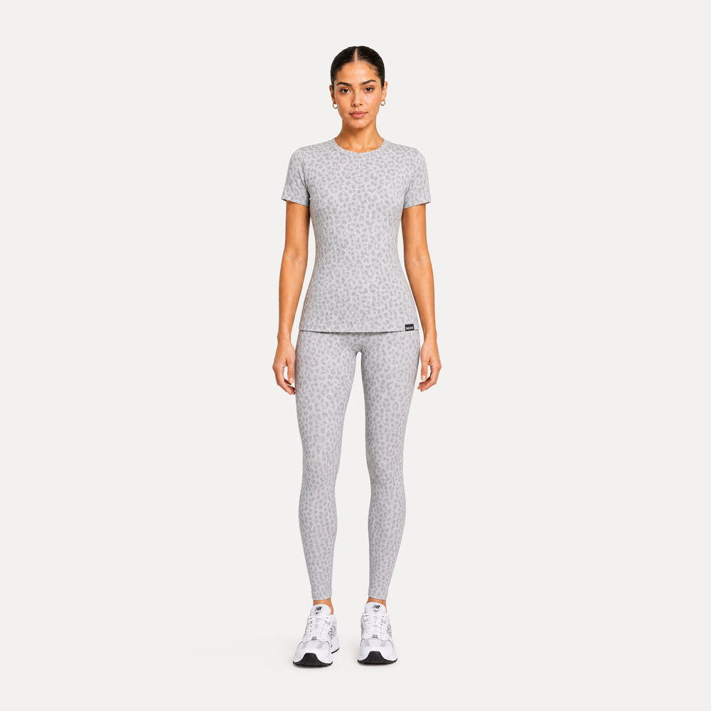 LEO T-Shirt Velvara